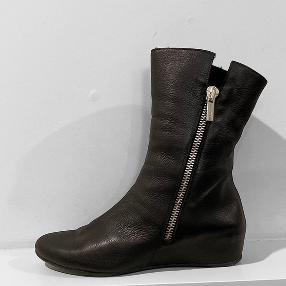 Aquatalia Shoes - Aquatalia Black Leather Zipper Wedge Ankle Boots